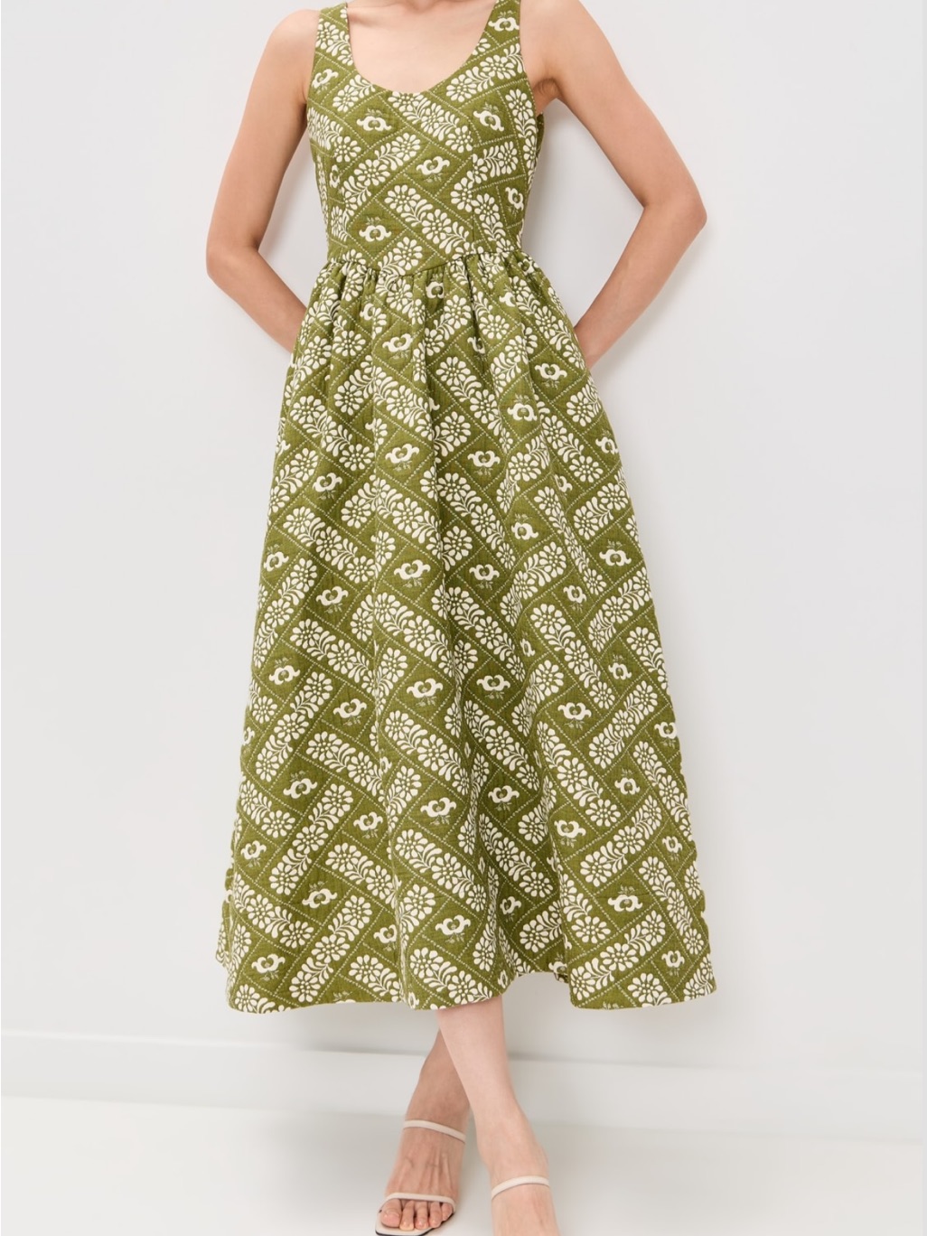 Hunter Bell Maddy Dress Size 6 Olive Green And White Floral Print Midi Dress